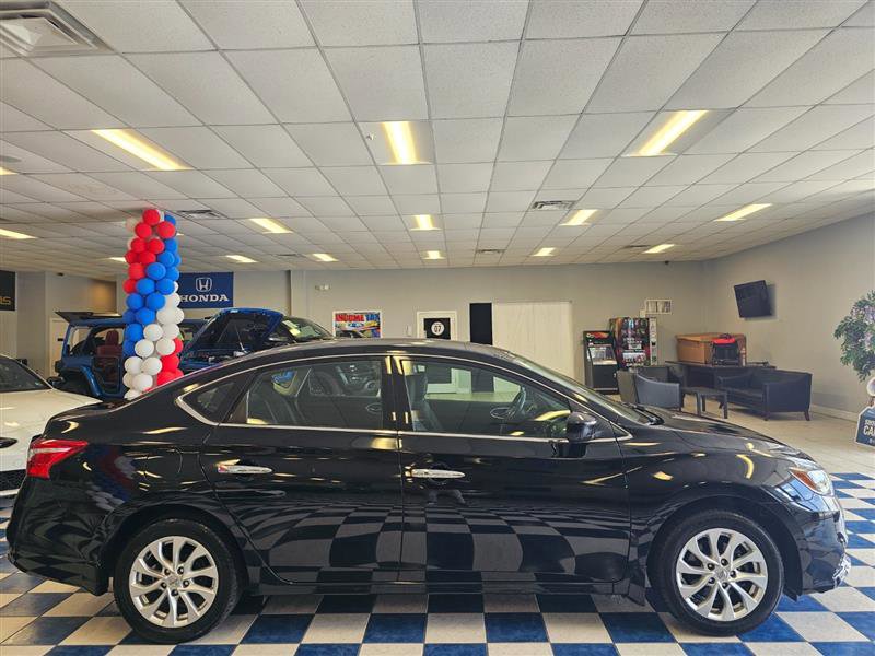Vehicle image 9 of 24
