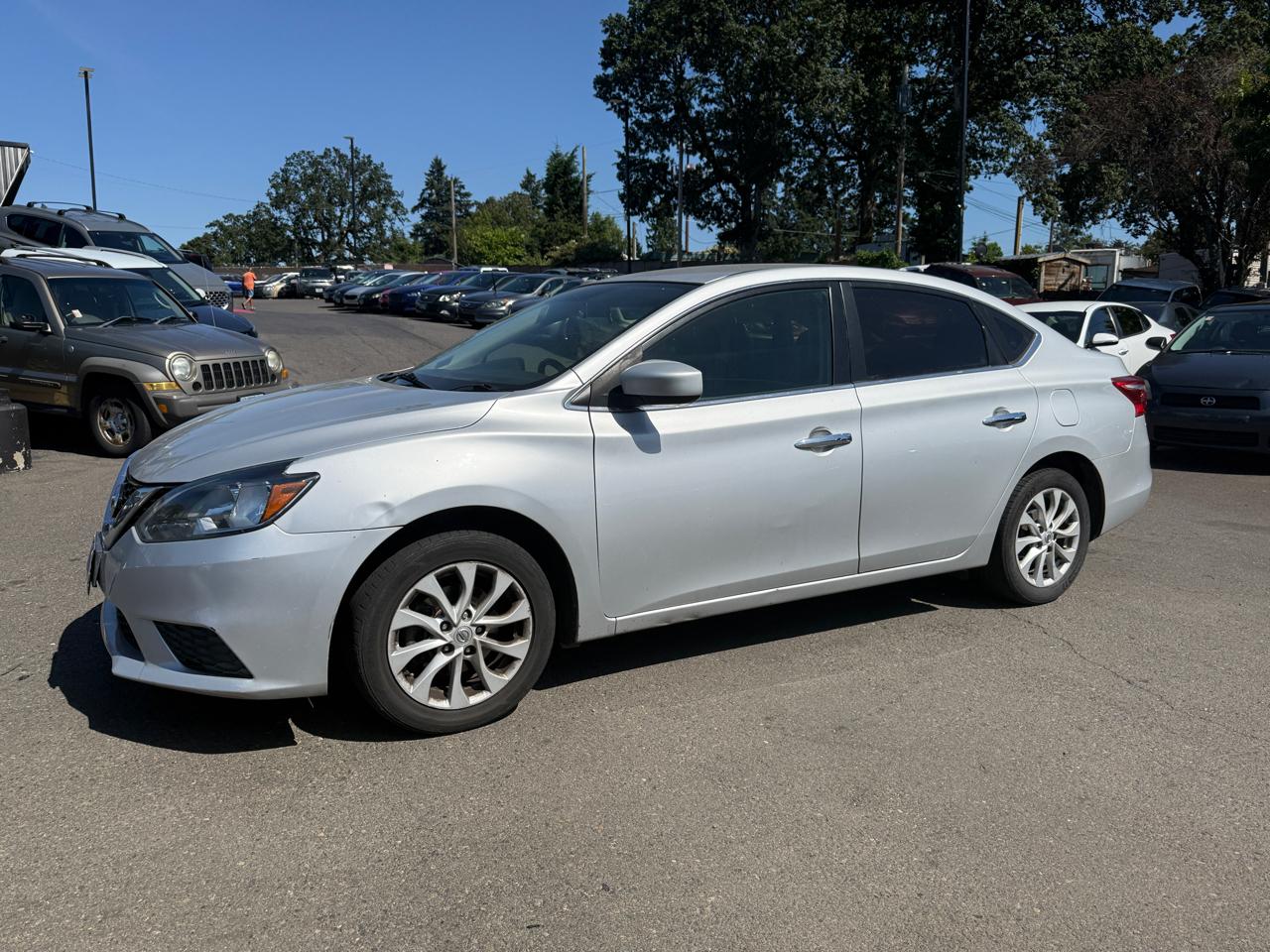 2018 Nissan Sentra SV Image 1 of 27