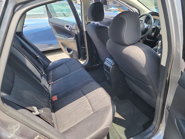 Vehicle image 10 of 10