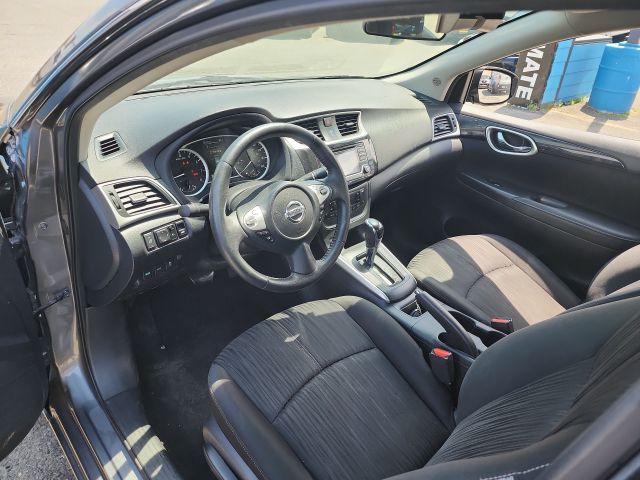 Vehicle image 7 of 10