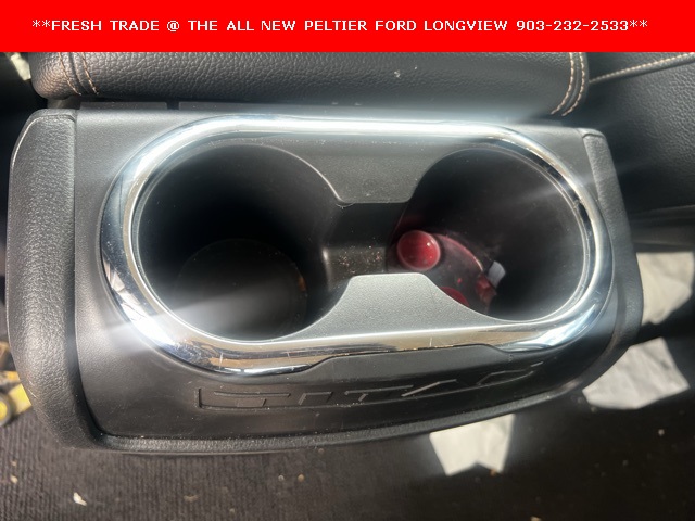 Vehicle image 23 of 32