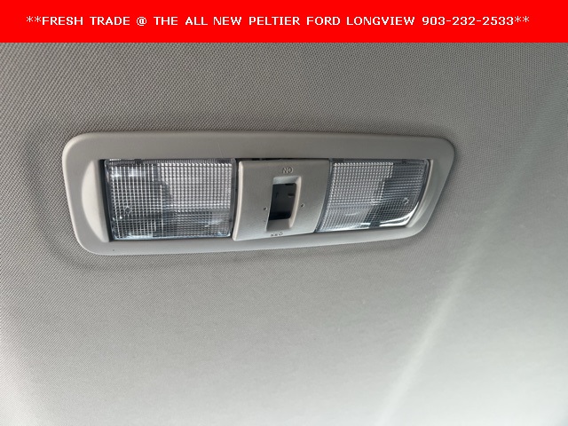 Vehicle image 24 of 32