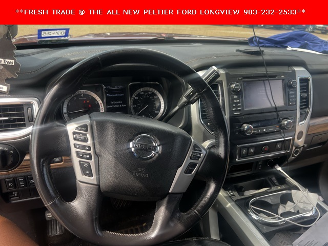 Vehicle image 13 of 32