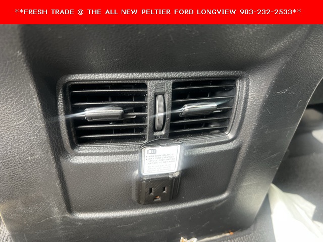 Vehicle image 22 of 32