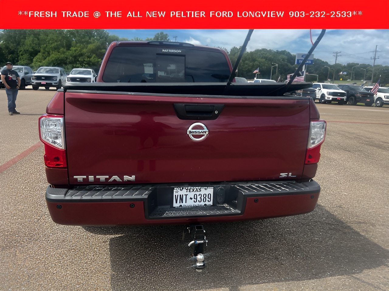 Vehicle image 31 of 32