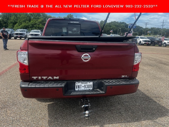 Vehicle image 7 of 32
