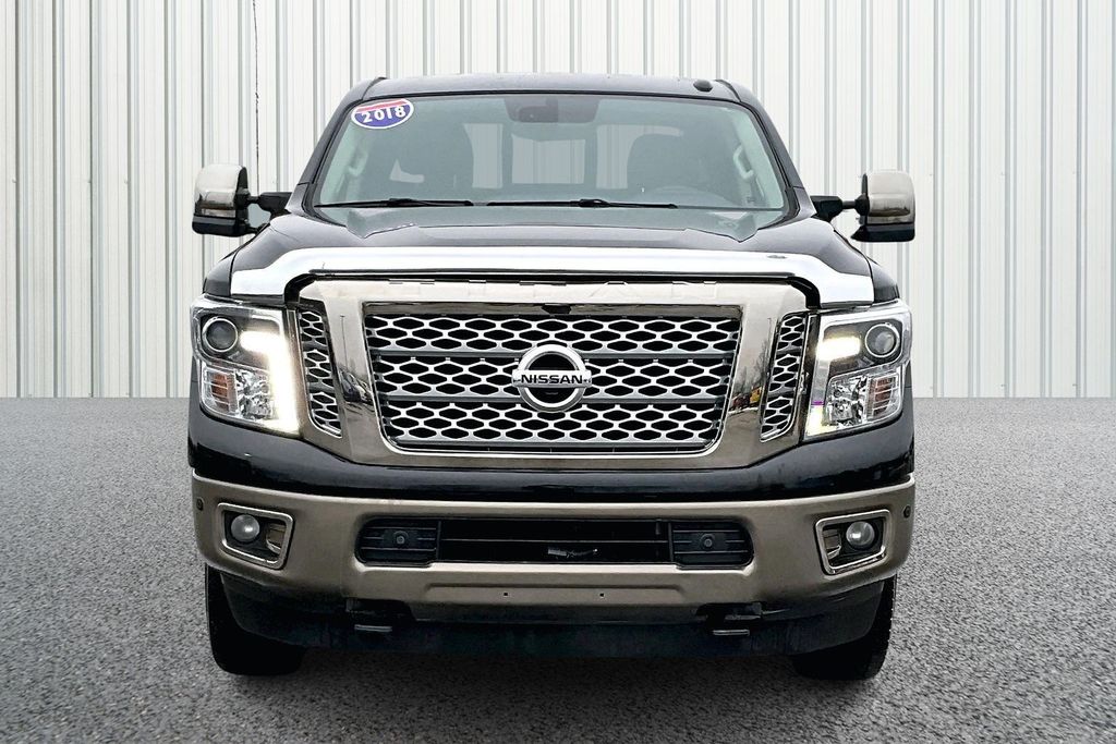 2018 Nissan Titan XD Platinum Reserve Image 2 of 35