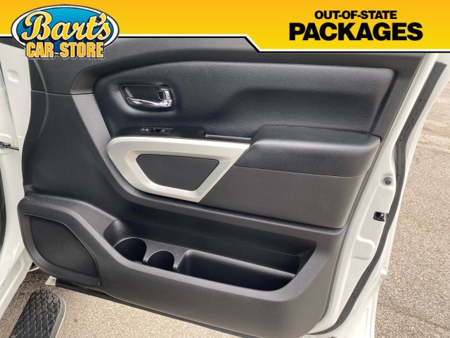 Vehicle image 12 of 34