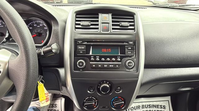Vehicle image 20 of 23