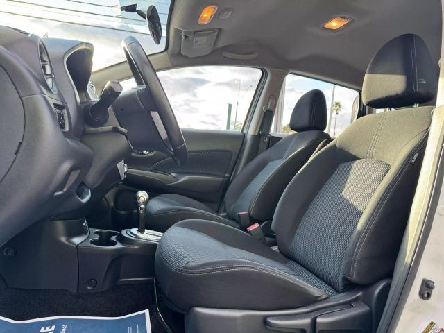 Vehicle image 11 of 31
