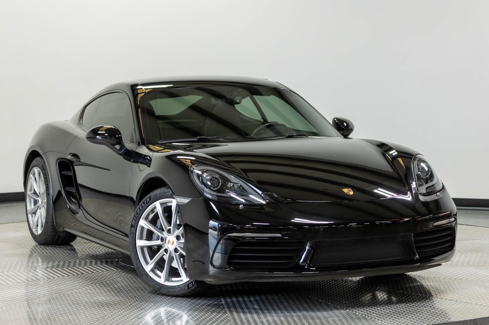 2018 Porsche 718 Cayman Base Image 3 of 106