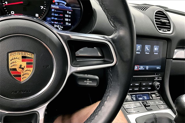 2018 Porsche 718 Cayman Base Image 16 of 36