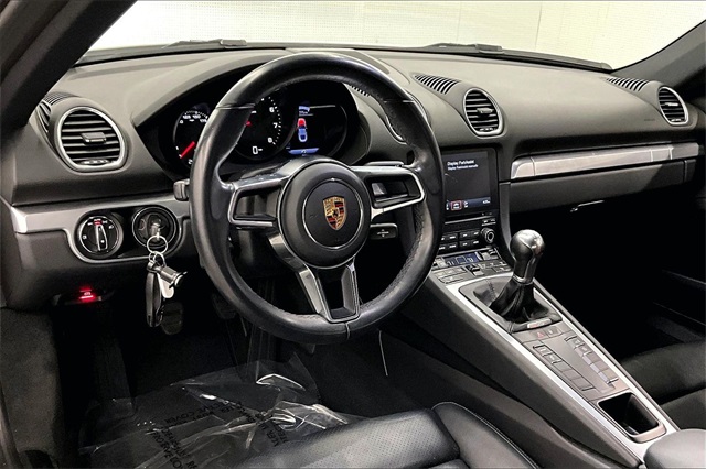 2018 Porsche 718 Cayman Base Image 11 of 36
