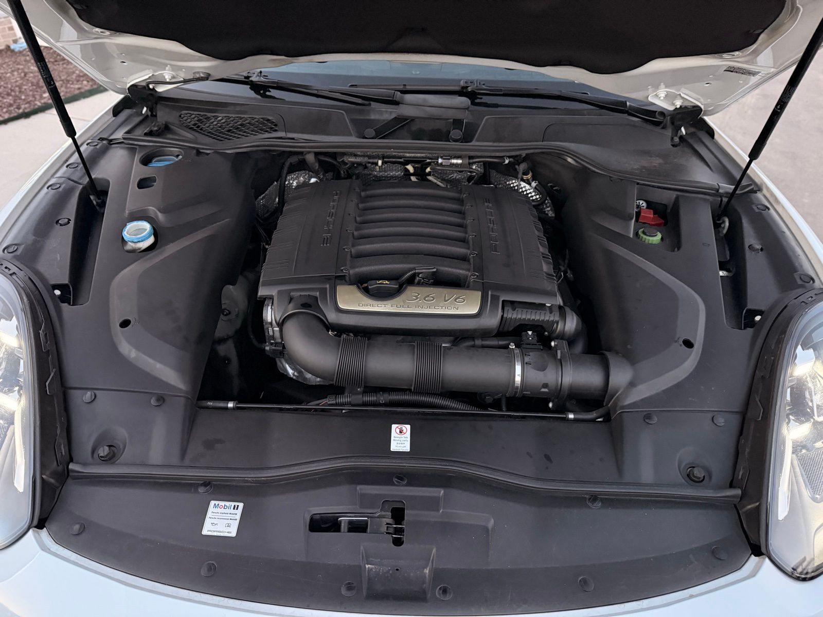 2018 Porsche Cayenne Base Image 44 of 45