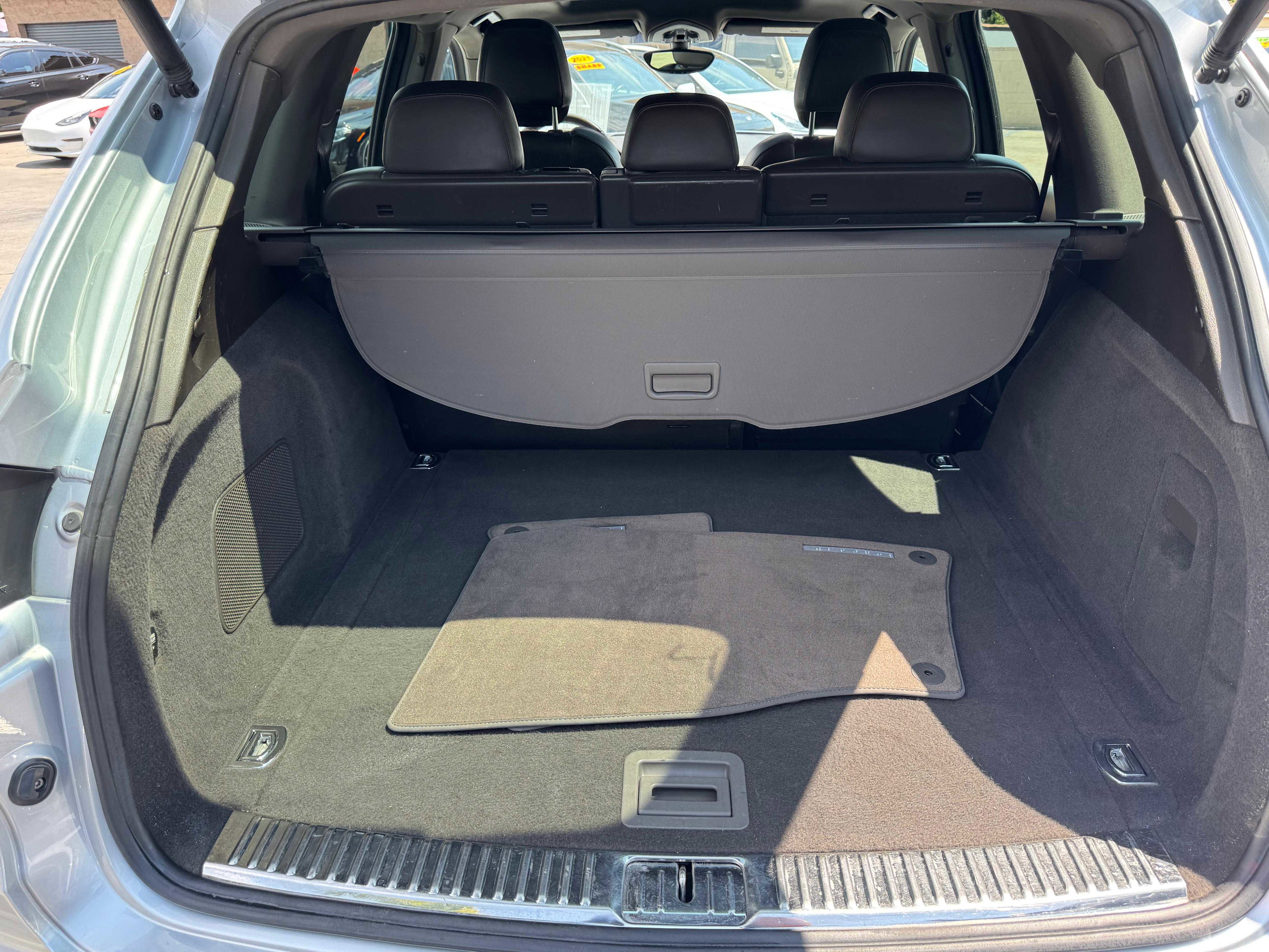 Vehicle image 17 of 69