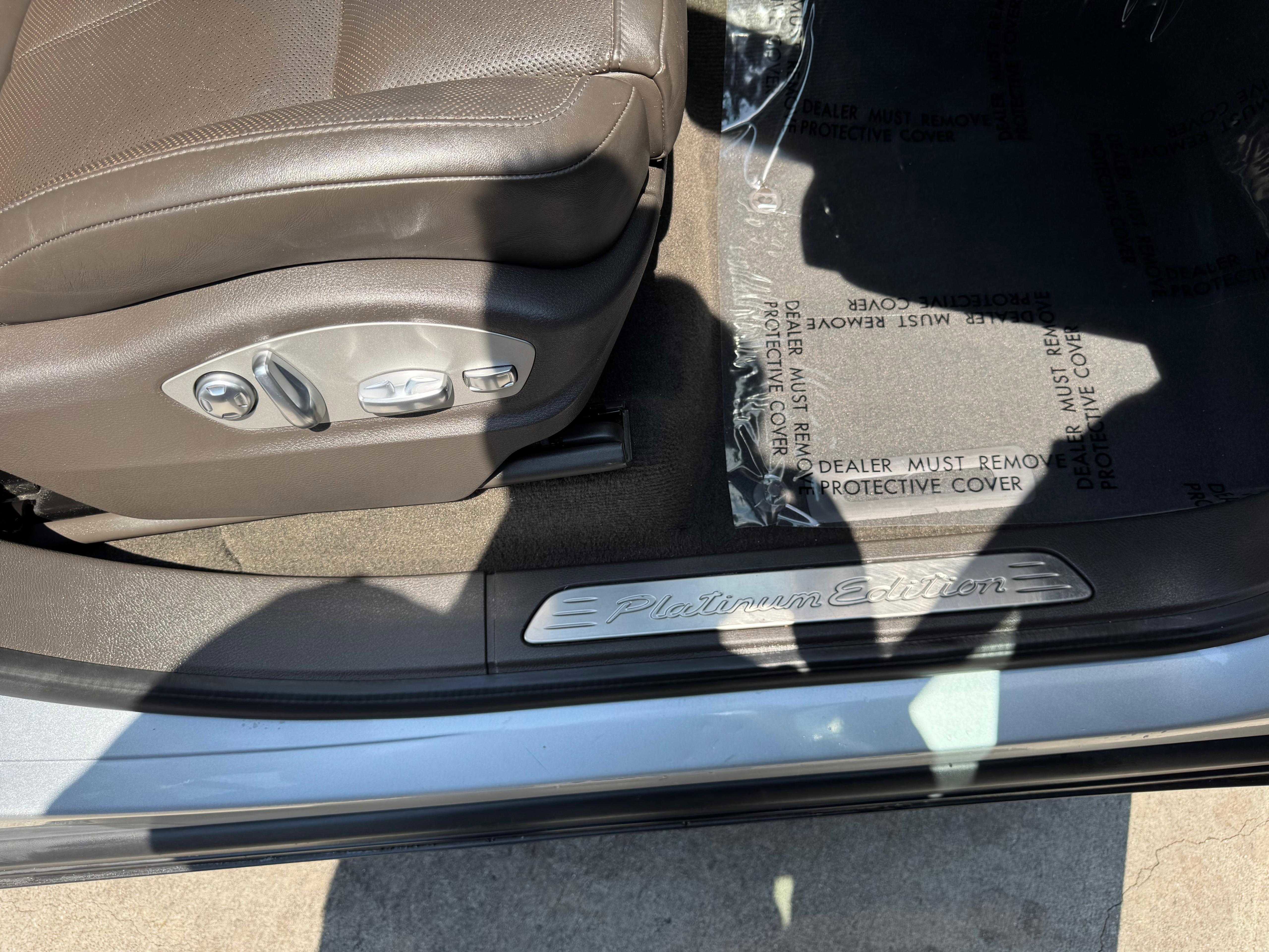 Vehicle image 65 of 69