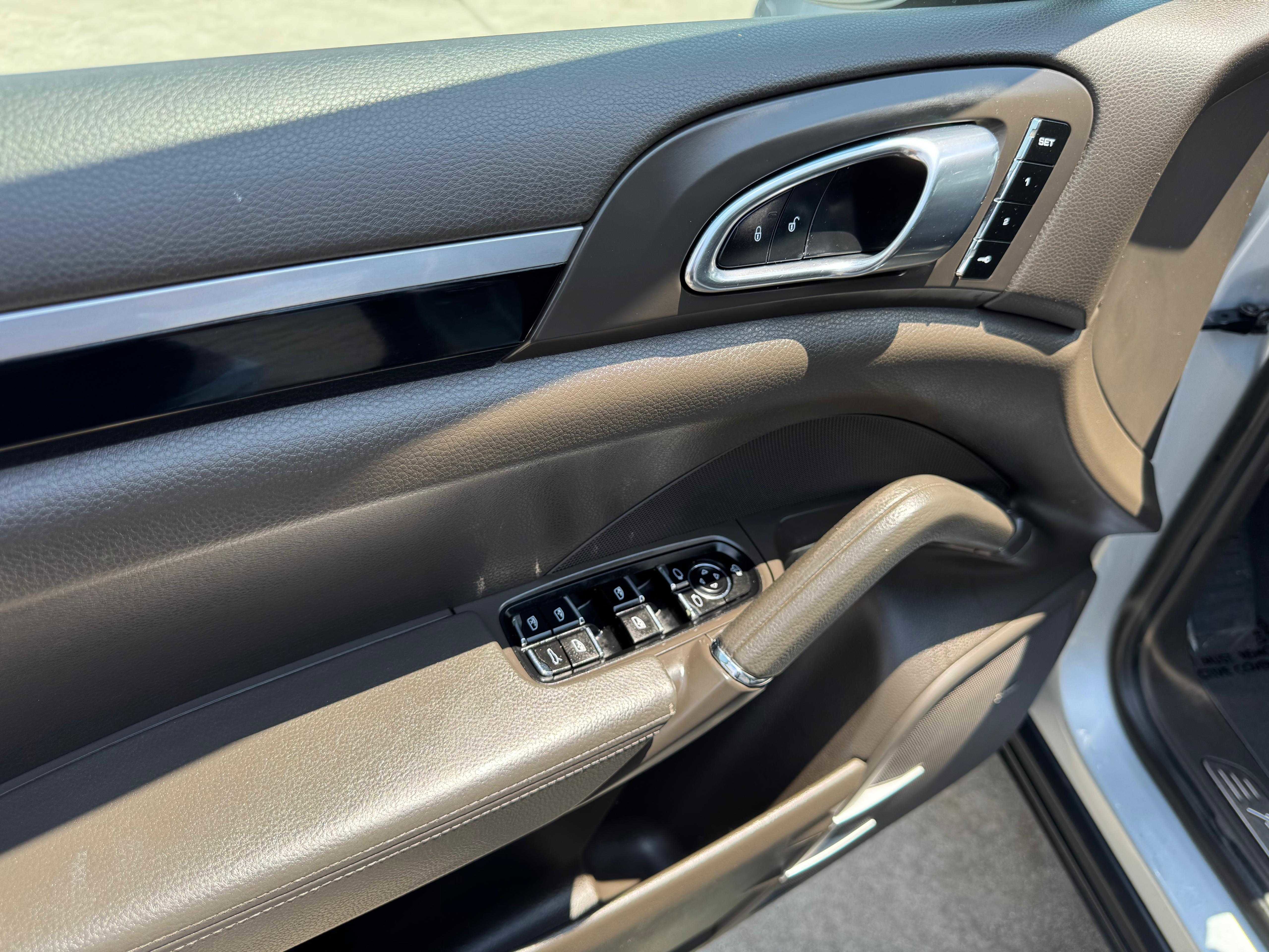 Vehicle image 55 of 69