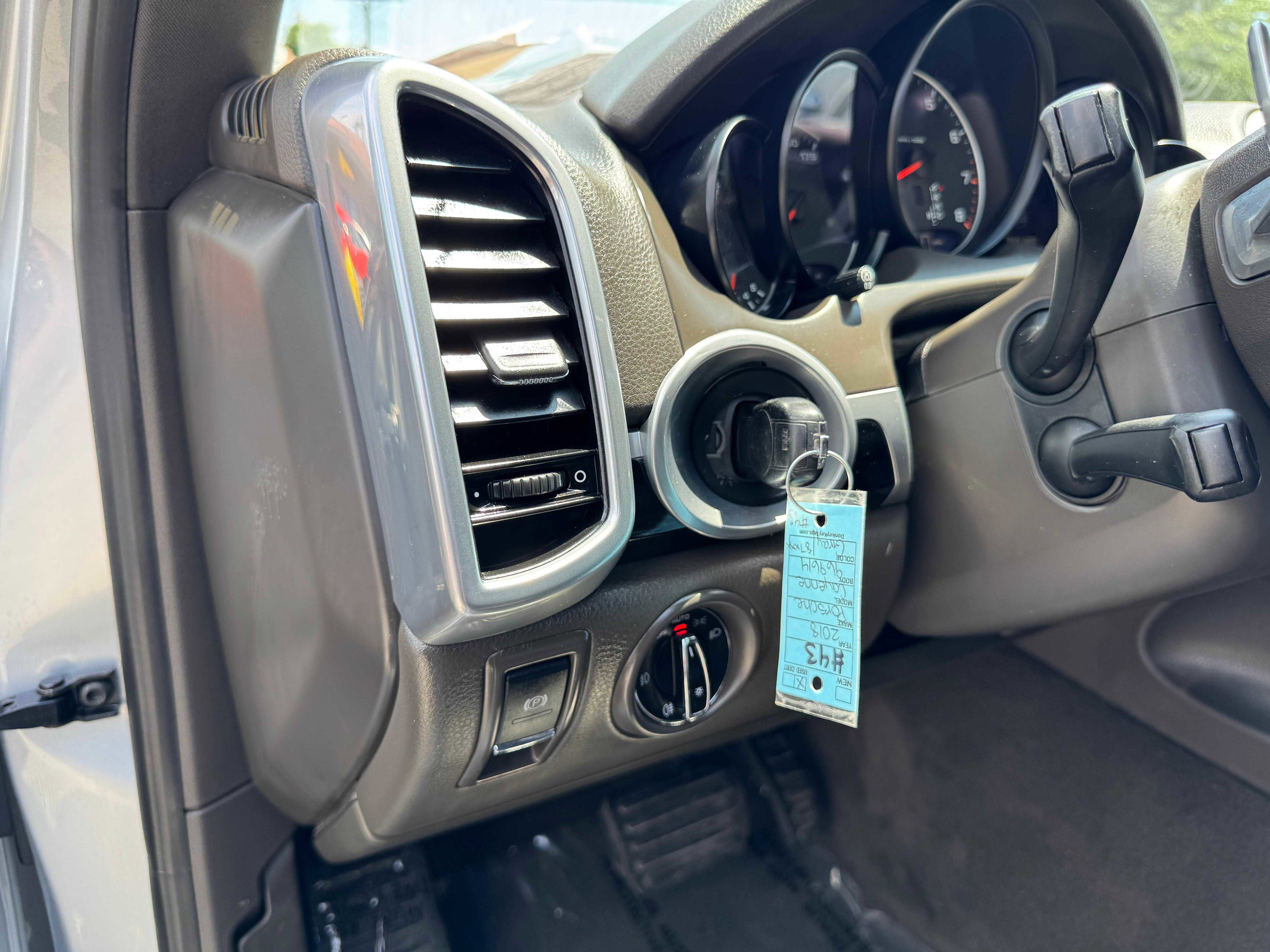Vehicle image 66 of 69