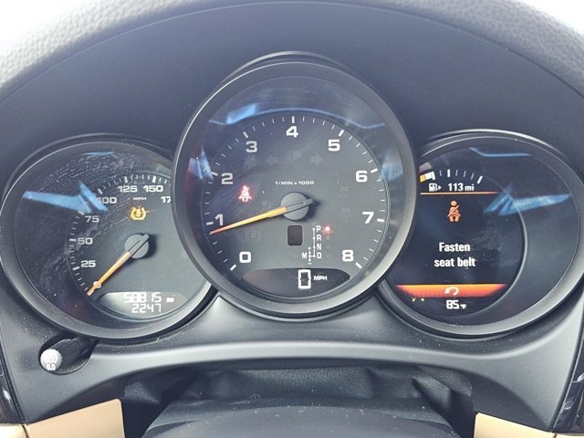 2018 Porsche Macan Base Image 19 of 29