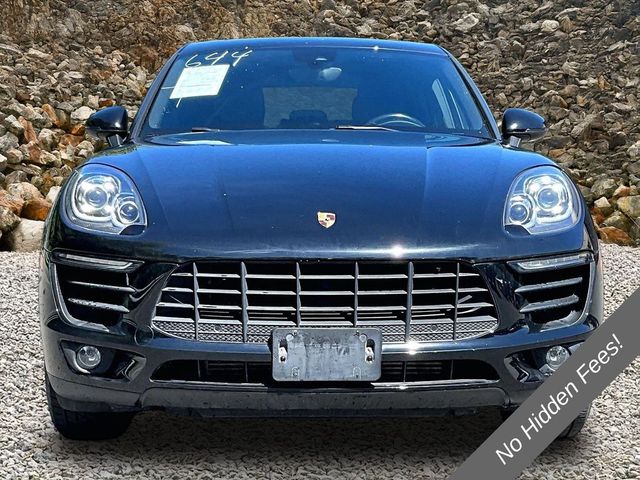 2018 Porsche Macan Image 3 of 27