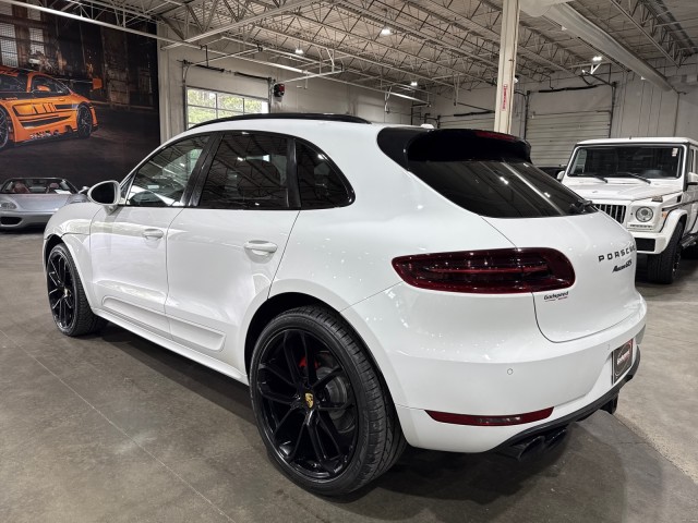 2018 Porsche Macan GTS Image 14 of 85