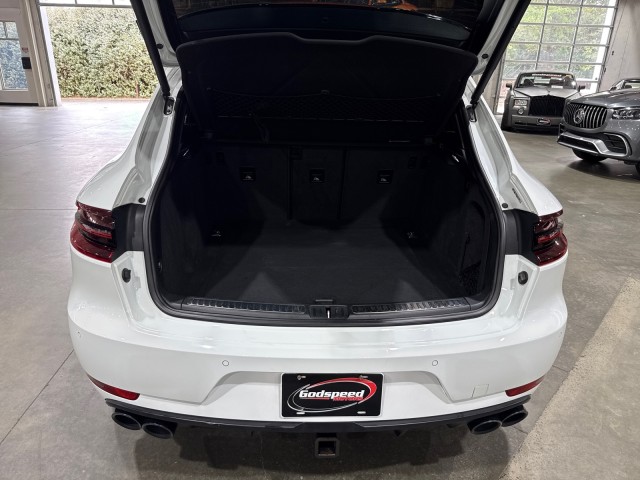 2018 Porsche Macan GTS Image 24 of 85