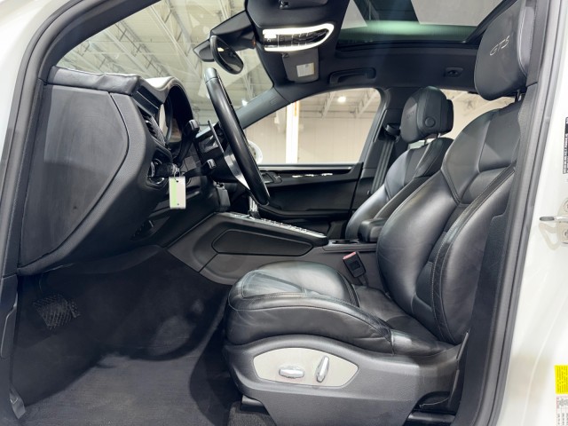 2018 Porsche Macan GTS Image 45 of 85