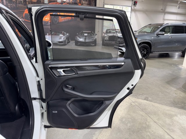 2018 Porsche Macan GTS Image 76 of 85