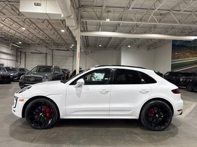 2018 Porsche Macan GTS Image 16 of 85