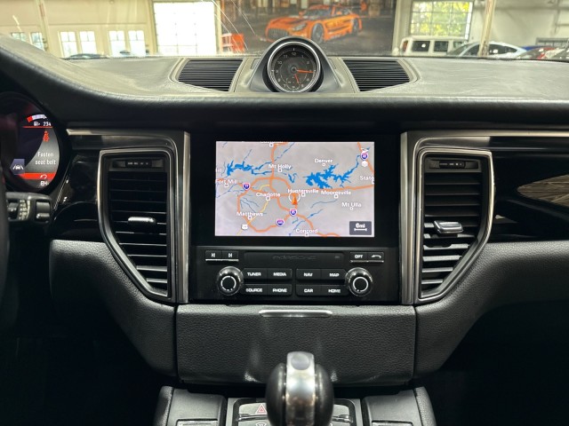 2018 Porsche Macan GTS Image 62 of 85