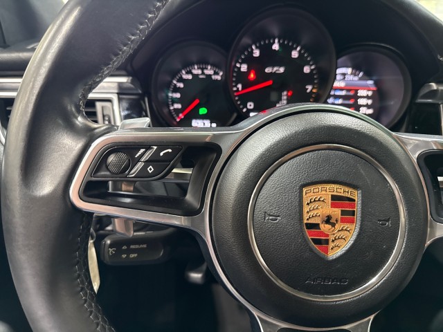 2018 Porsche Macan GTS Image 55 of 85