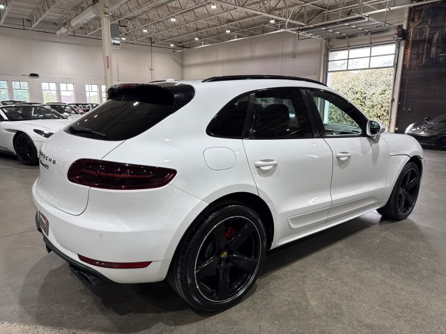 2018 Porsche Macan GTS Image 9 of 85