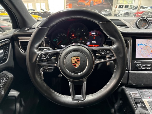 2018 Porsche Macan GTS Image 79 of 85