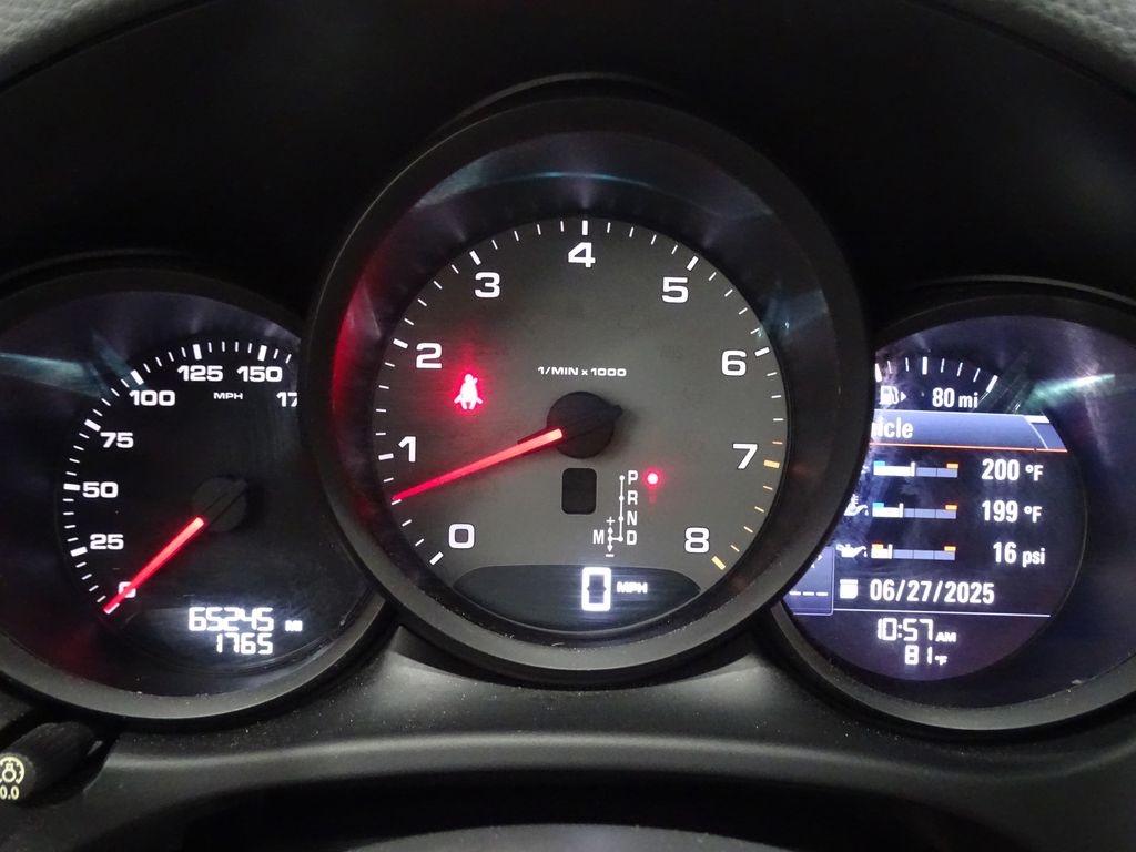 Vehicle image 17 of 44