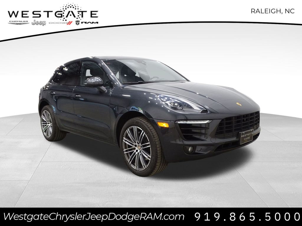 Vehicle image 3 of 44