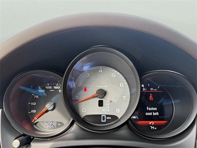 2018 Porsche Macan S Image 16 of 24