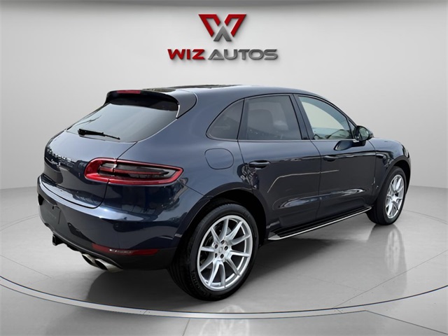 2018 Porsche Macan S Image 5 of 24