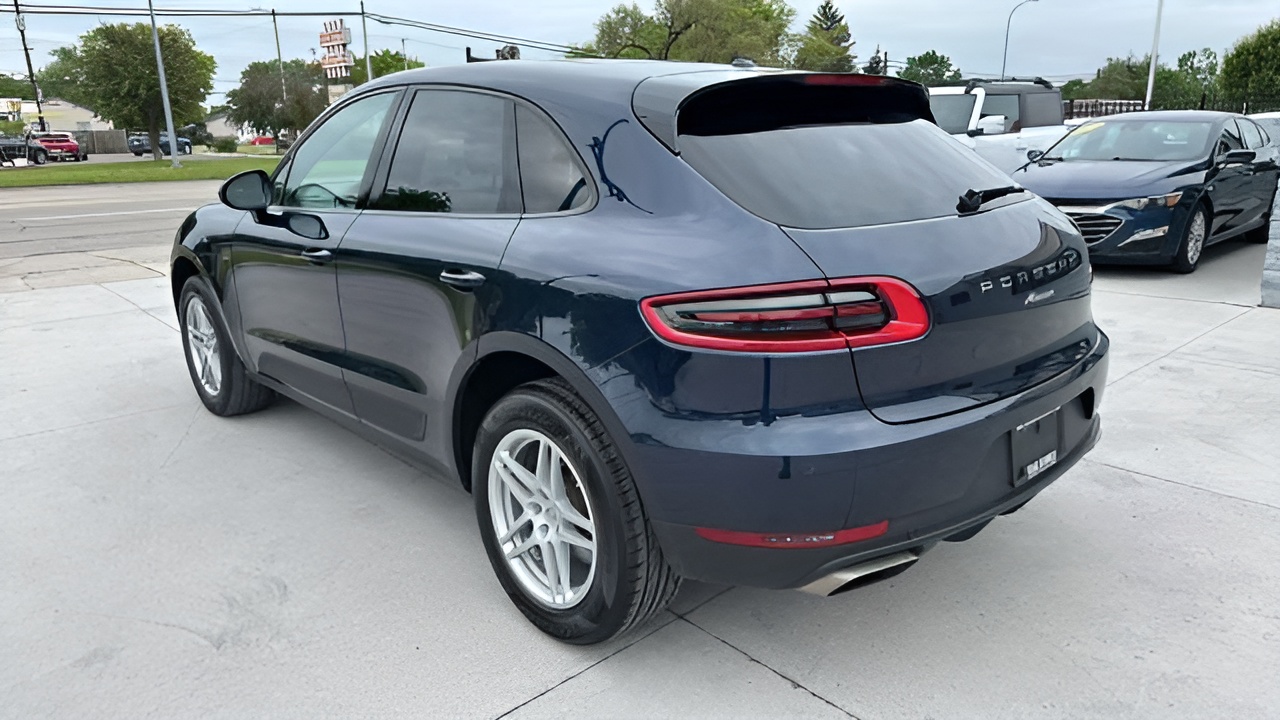 Vehicle image 32 of 32