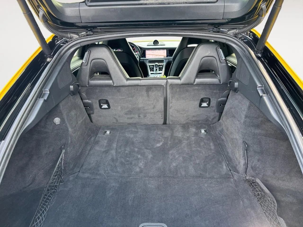 2018 Porsche Panamera Base Image 14 of 27