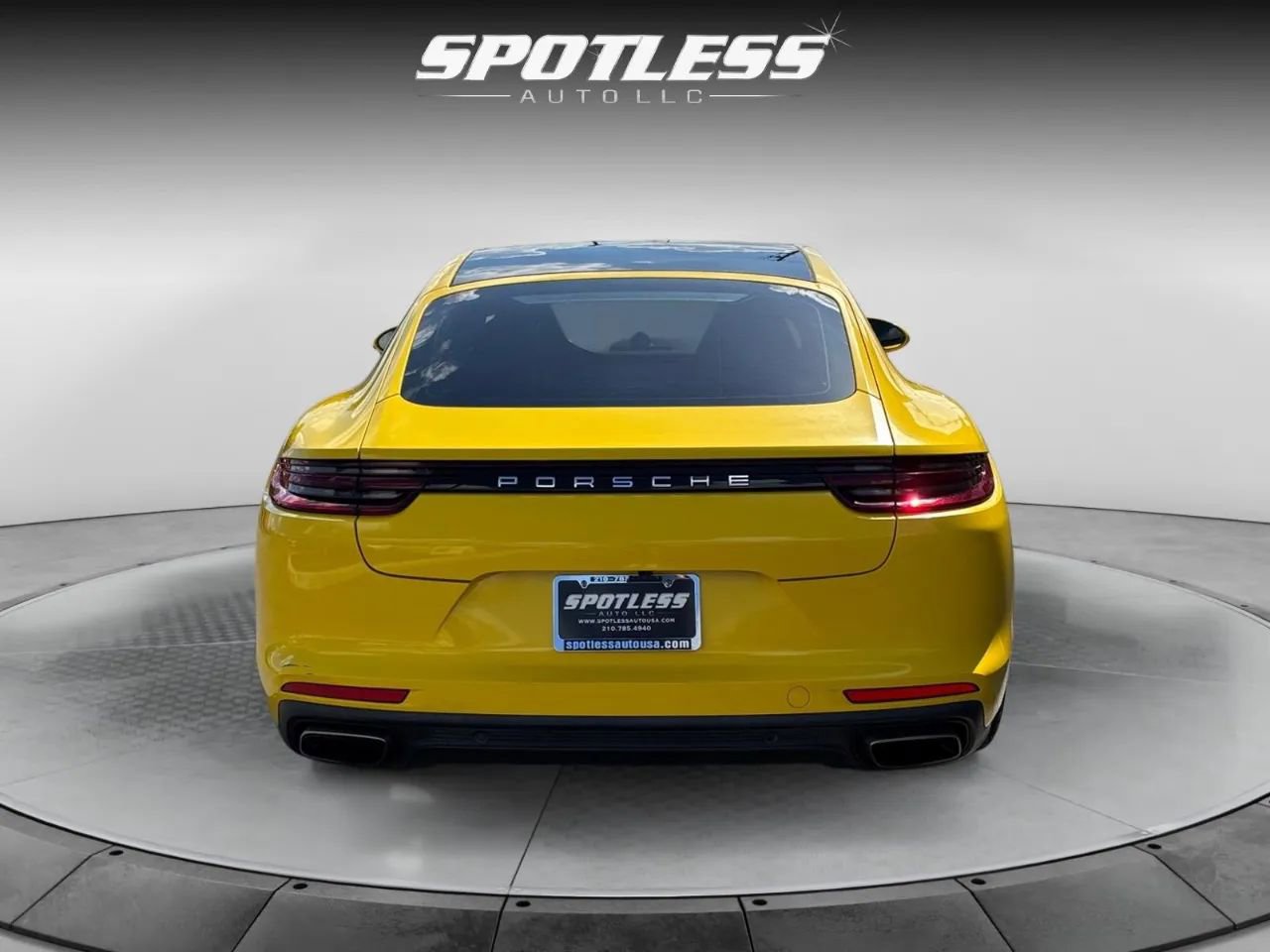 2018 Porsche Panamera Base Image 8 of 27