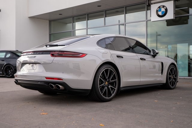 2018 Porsche Panamera 4S Image 6 of 37
