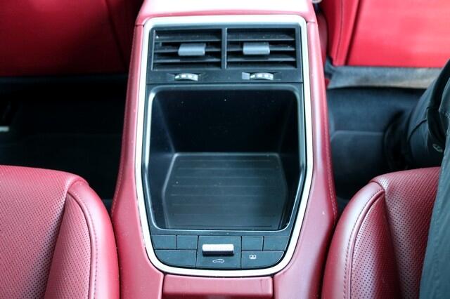 Vehicle image 12 of 24