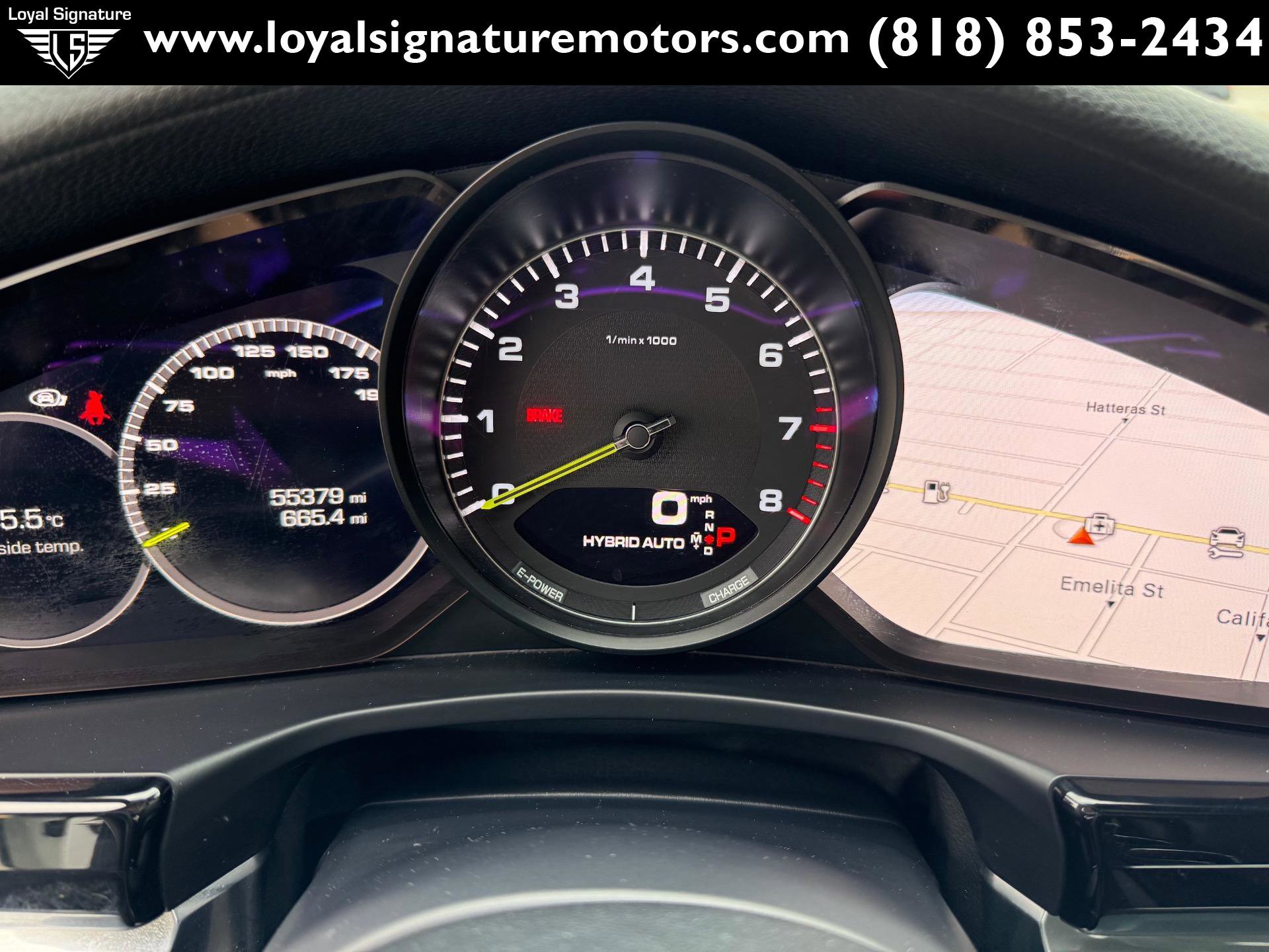 2018 Porsche Panamera E-Hybrid 4 Image 16 of 42