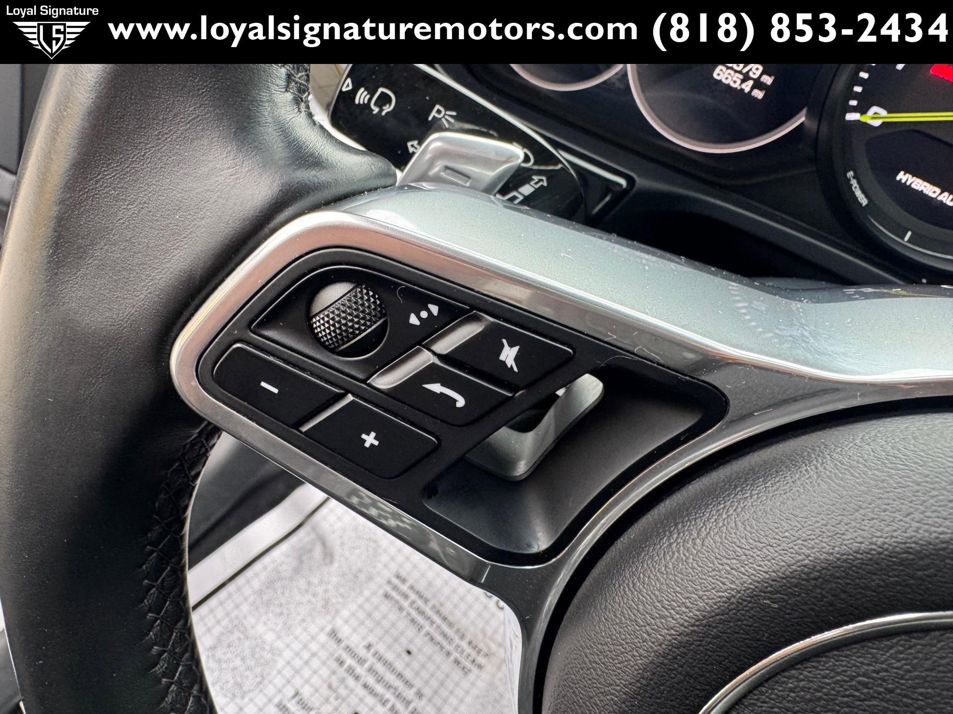 2018 Porsche Panamera E-Hybrid 4 Image 39 of 42