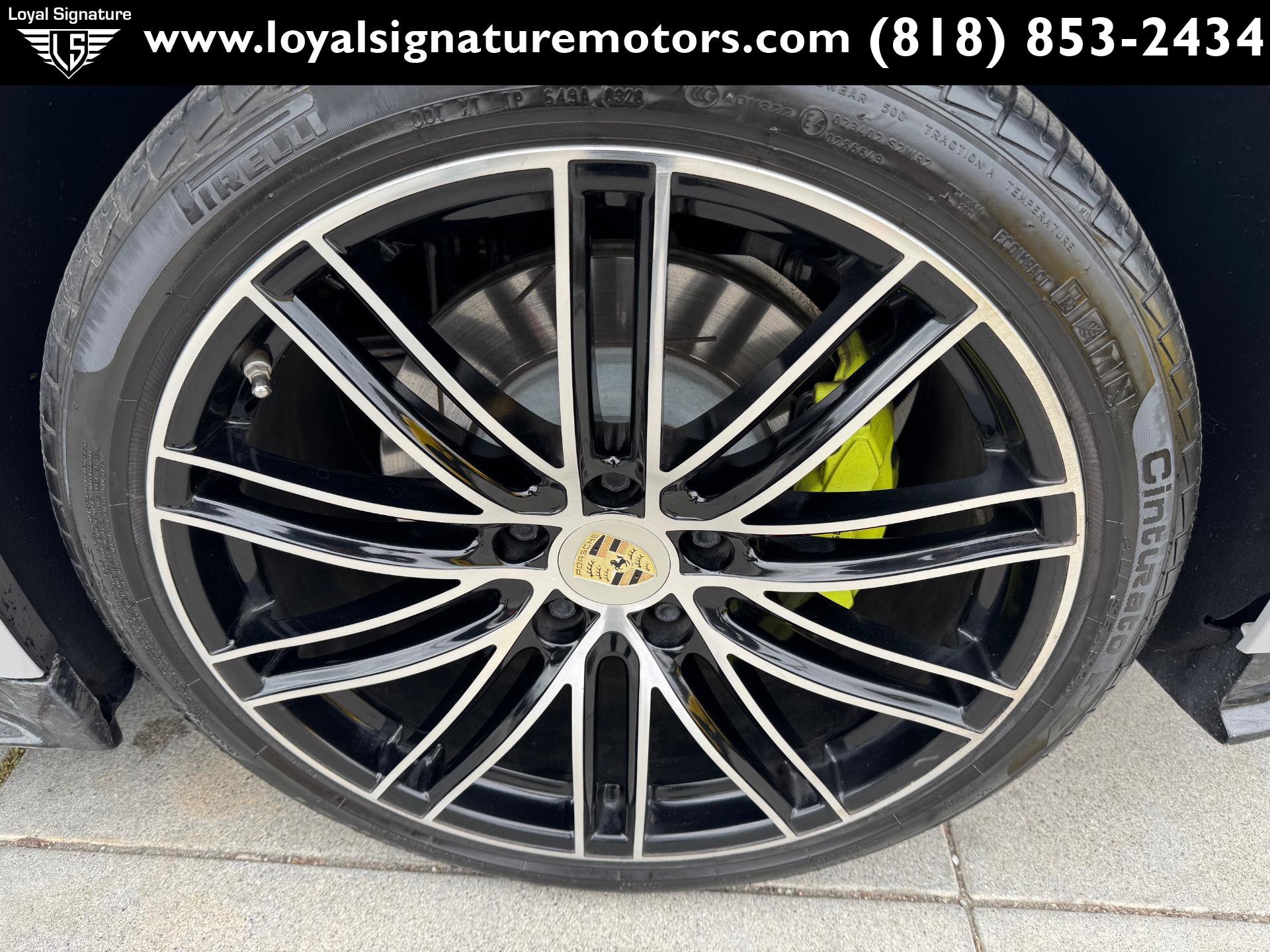 2018 Porsche Panamera E-Hybrid 4 Image 9 of 42