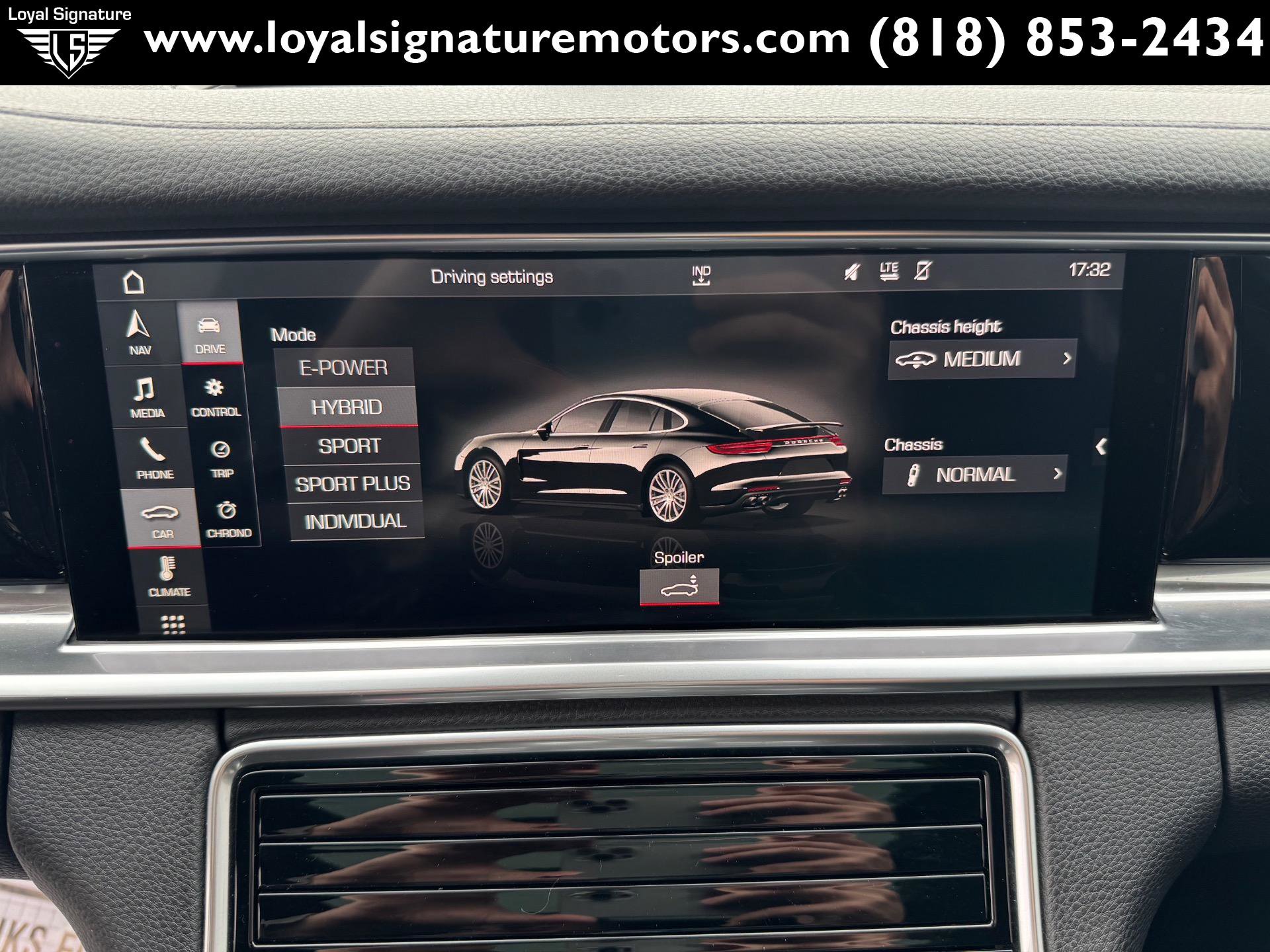 2018 Porsche Panamera E-Hybrid 4 Image 18 of 42