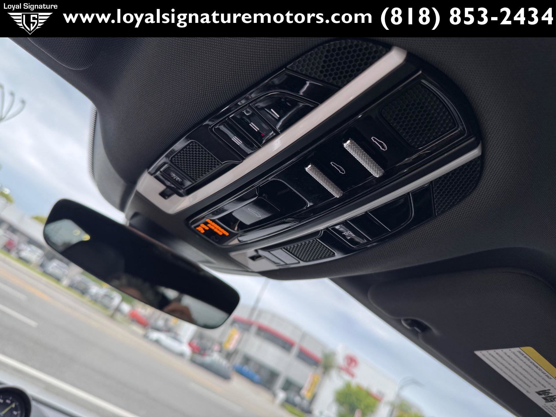 2018 Porsche Panamera E-Hybrid 4 Image 28 of 42