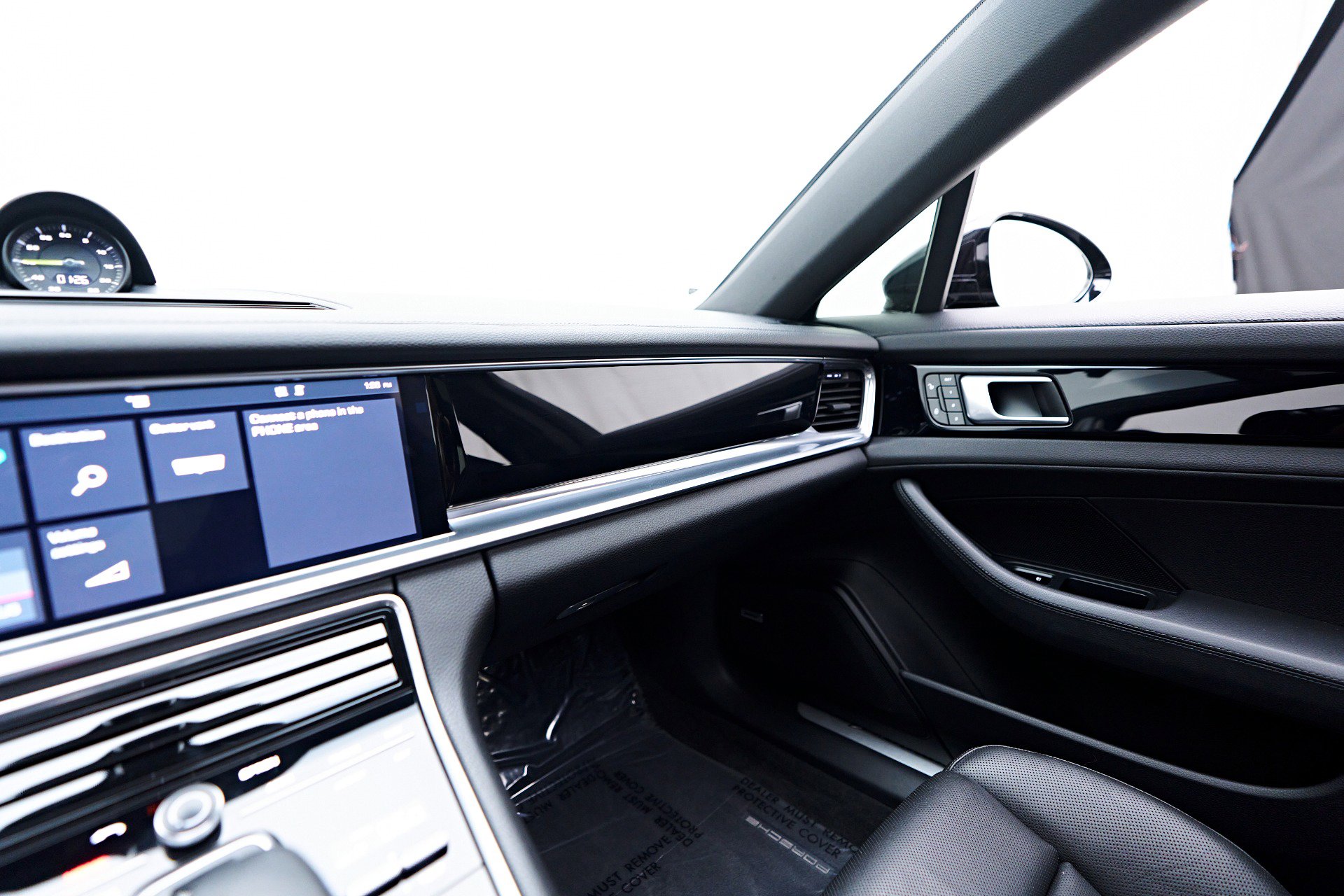 Vehicle image 92 of 94
