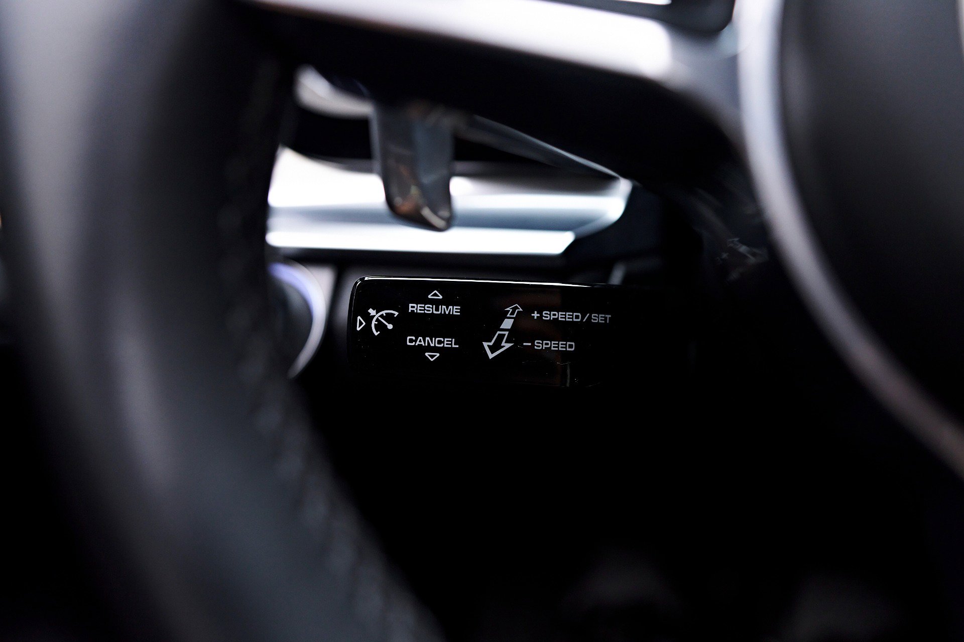 Vehicle image 67 of 94