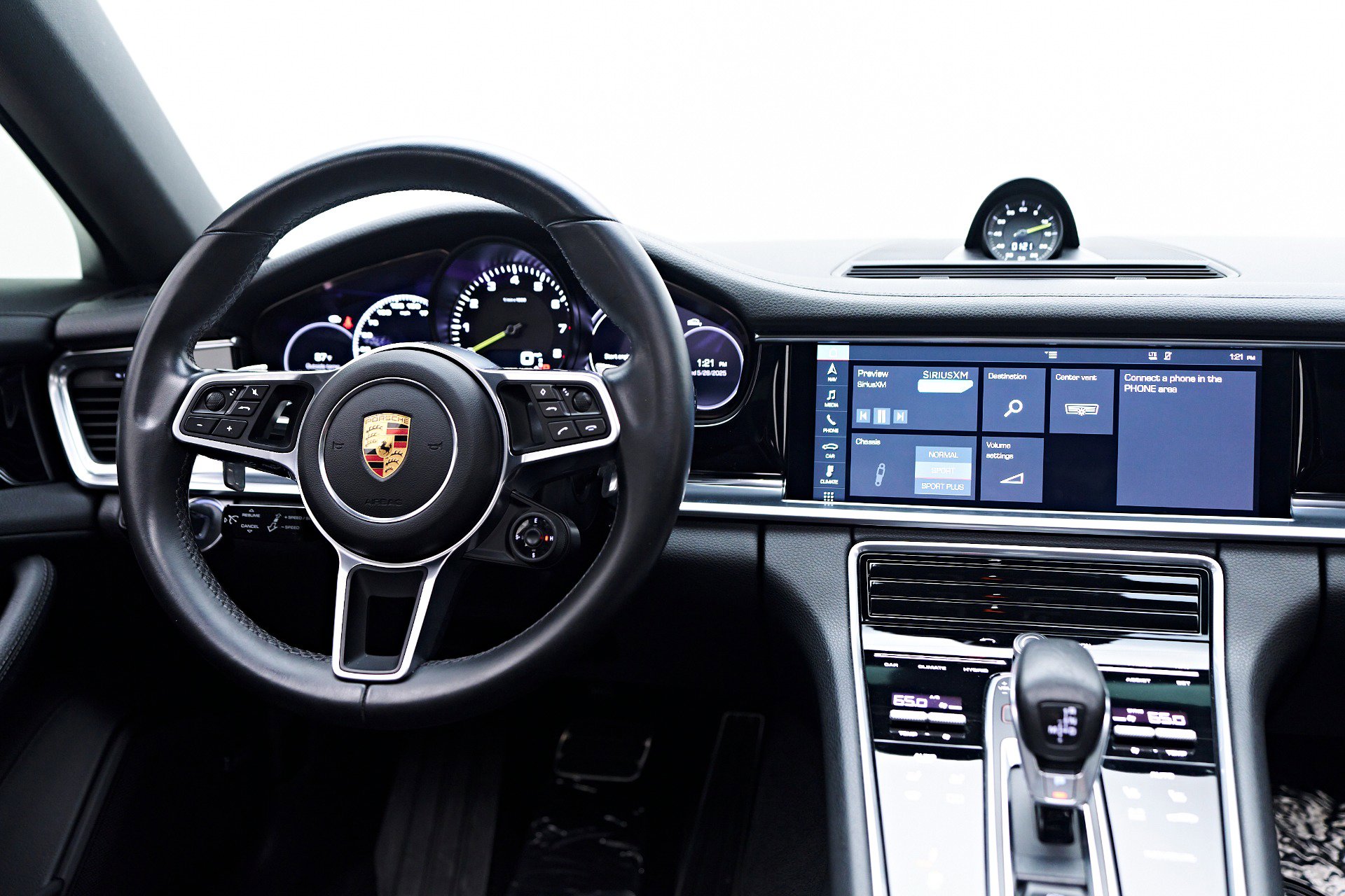 Vehicle image 61 of 94